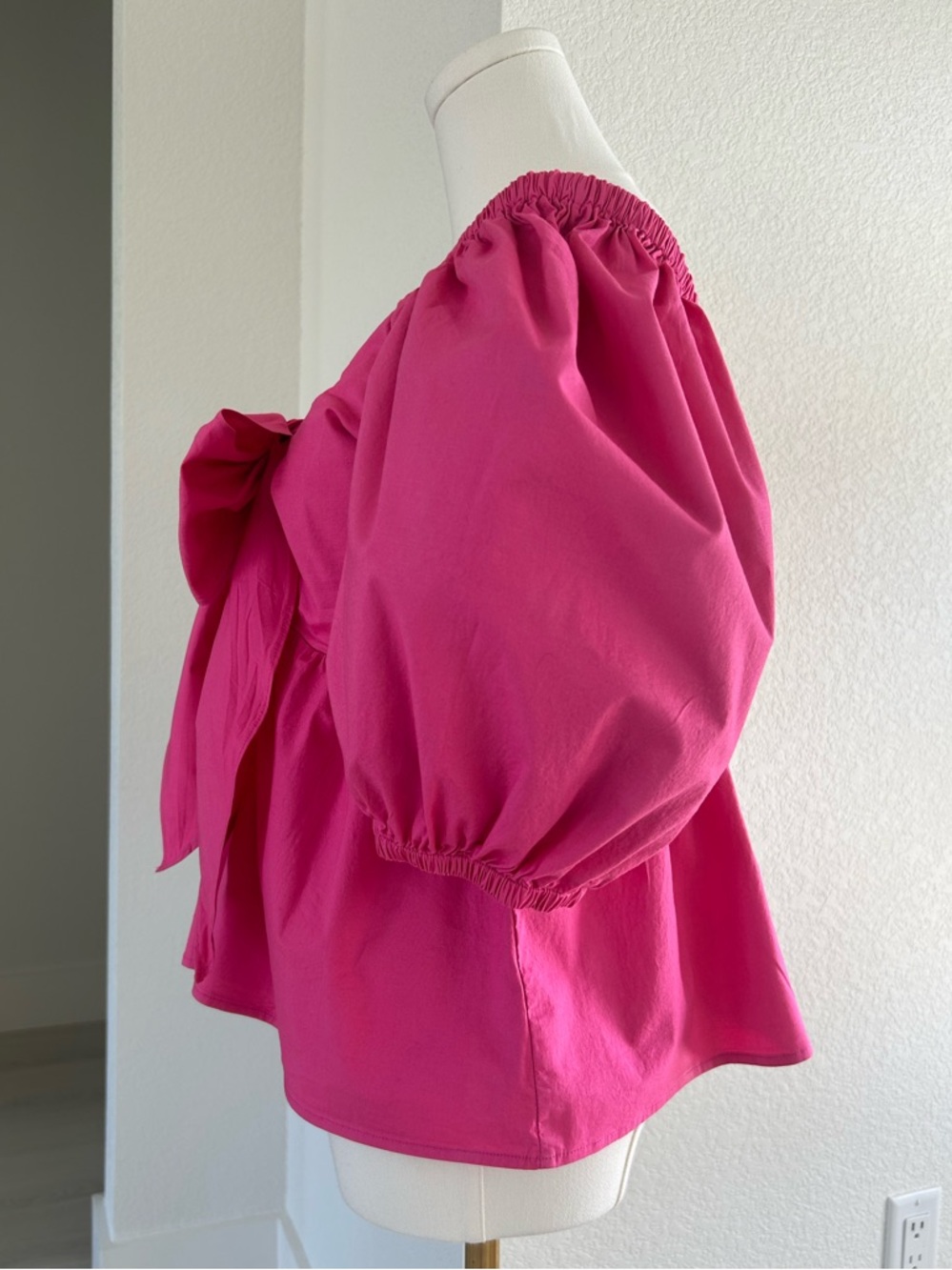 Crown & Ivy Barbie Pink Puff Sleeve Tie Front Babydoll Top Womens L - Picture 6 of 8
